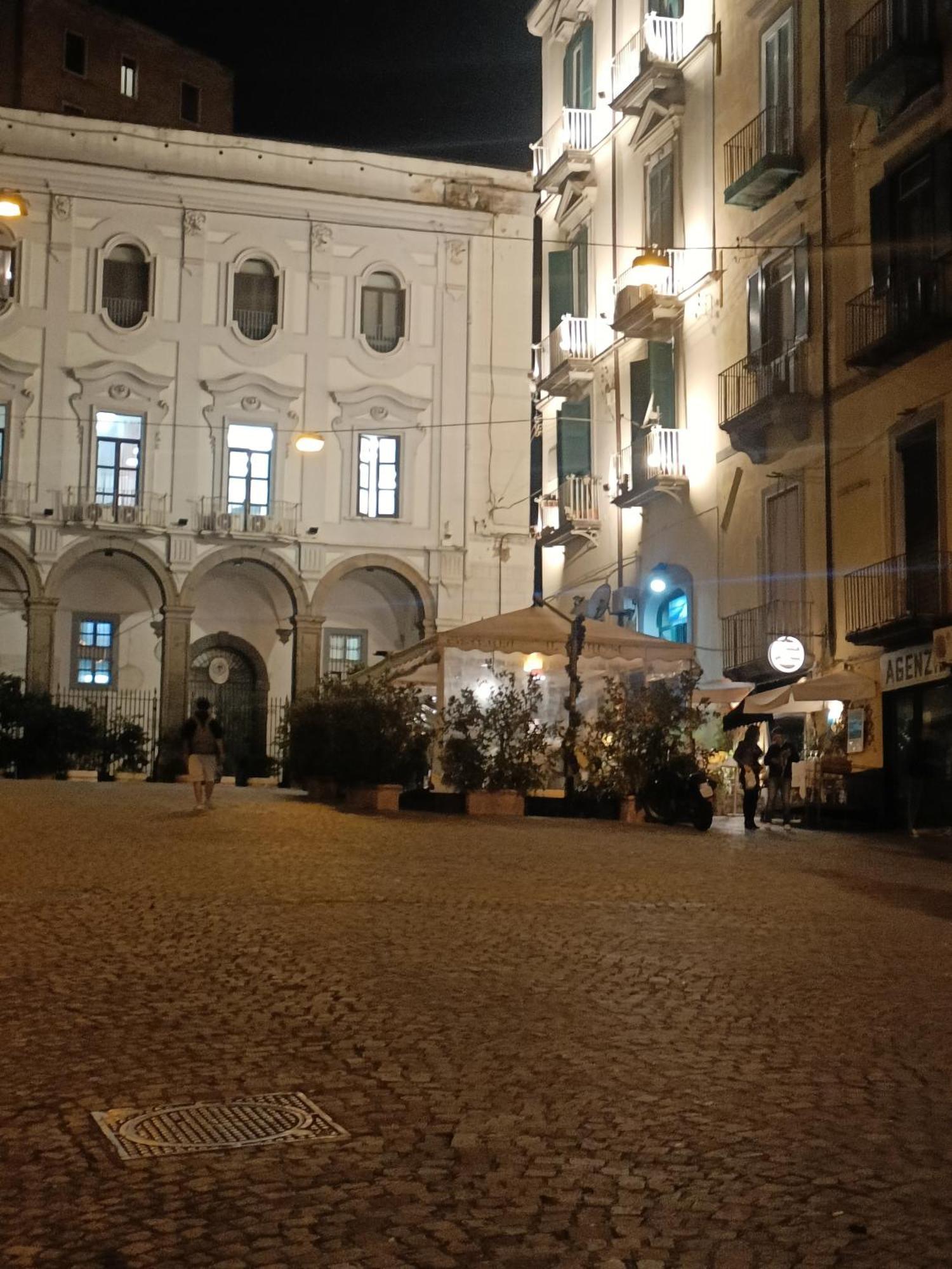 Storico House Appartement Napels Buitenkant foto